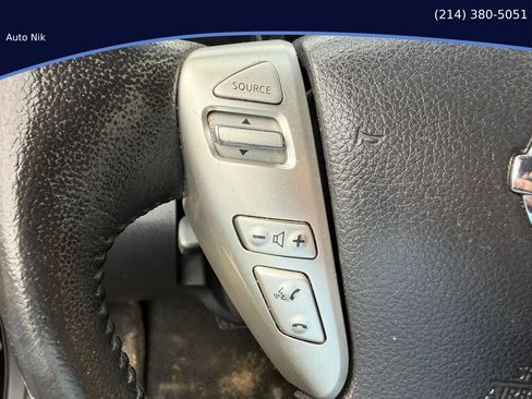 Used 2014 Nissan Versa Note SV w/ Convenience Package FWD image 23