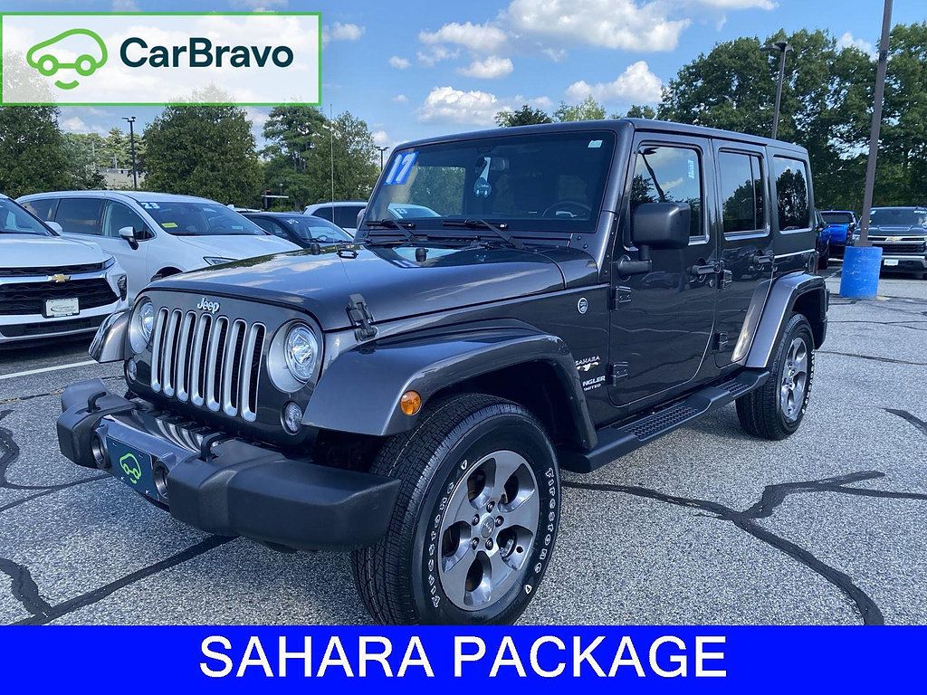 Used 2017 Jeep Wrangler Unlimited Sahara w/ Connectivity Group AWD/4WD image 2