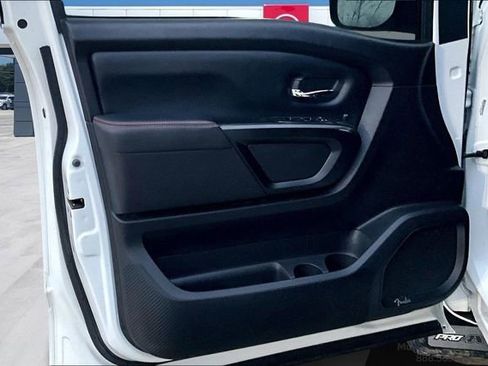 Used 2022 Nissan Titan PRO-4X w/ Pro-4x Utility Package image 18