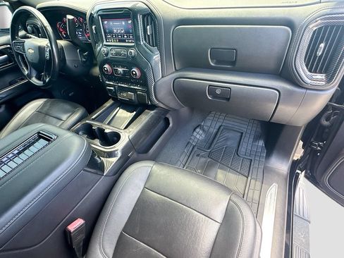 Used 2021 Chevrolet Silverado 1500 LTZ w/ LTZ Convenience Package II RWD image 32