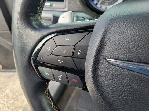 Used 2015 Chrysler 300 S image 25
