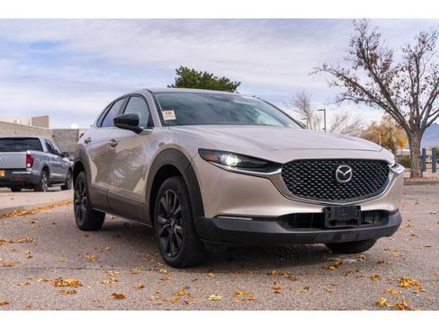 Used 2024 MAZDA CX-30 AWD 2.5 S w/ Select Sport Pkg image 3