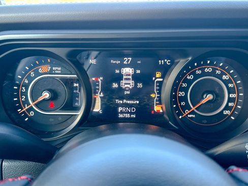 Used 2024 Jeep Wrangler Unlimited Rubicon image 42