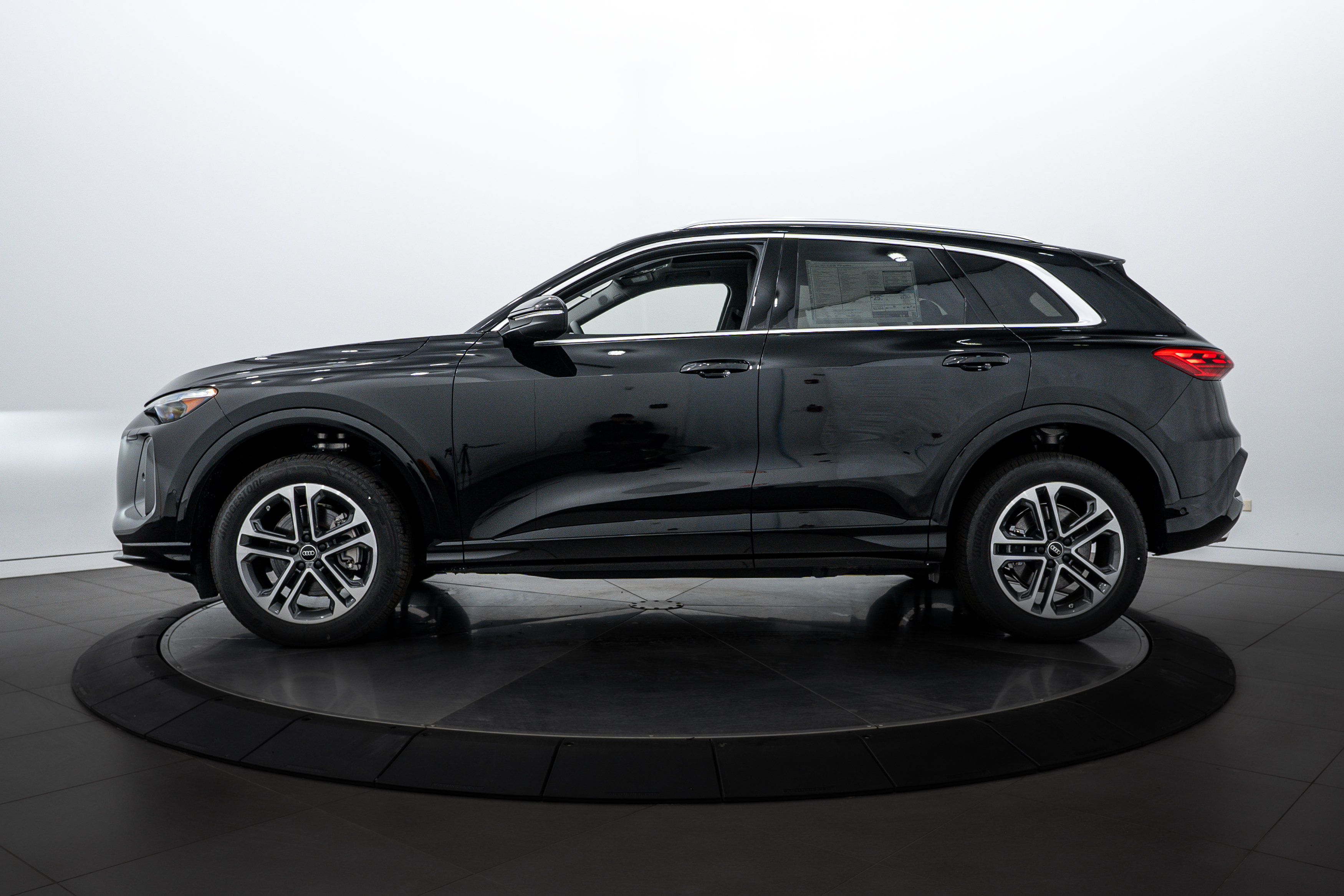 New 2026 Audi Q5 Premium Plus AWD/4WD image 7