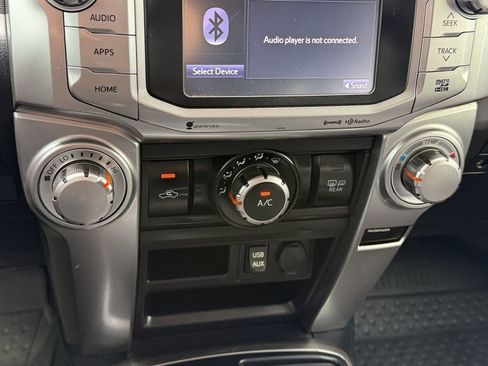 Used 2018 Toyota 4Runner SR5 RWD image 22