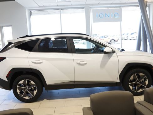 New 2026 Hyundai Tucson SEL FWD image 2