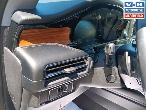 Used 2022 Lincoln Corsair Reserve w/ Equipment Group 201A AWD/4WD image 15