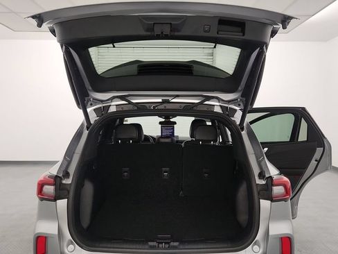 Certified 2024 Ford Escape ST-Line w/ Tech Pack #1 AWD/4WD image 27