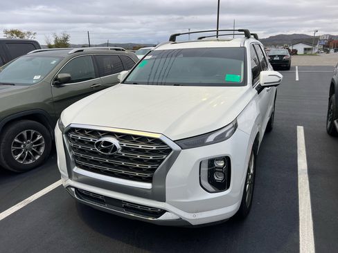 Used 2020 Hyundai Palisade Limited w/ Winter Weather Package image 1