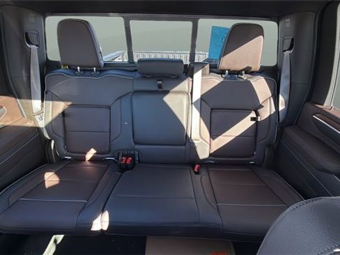 New 2026 GMC Sierra 2500 Denali w/ Denali Reserve Package image 35