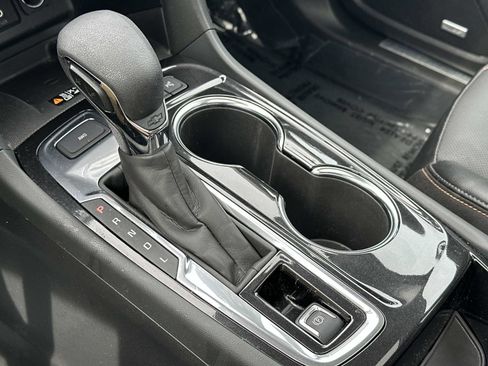 Certified 2024 Chevrolet Equinox Premier image 32