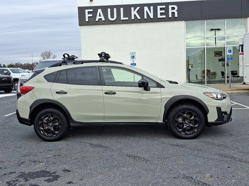 Used 2023 Subaru Crosstrek 2.0i Premium w/ Special Edition image 7