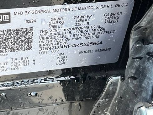 Used 2024 Chevrolet Equinox EV RS FWD image 27