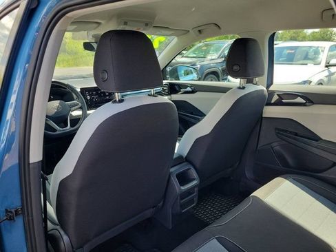 Certified 2025 Volkswagen Taos S FWD image 13
