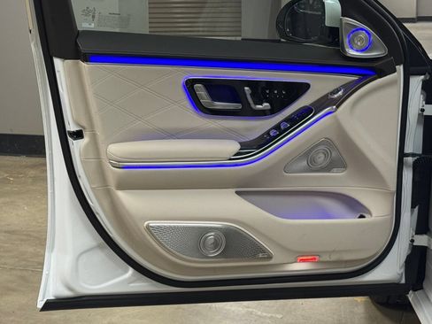 New 2026 Mercedes-Benz Maybach S 680 4MATIC image 19
