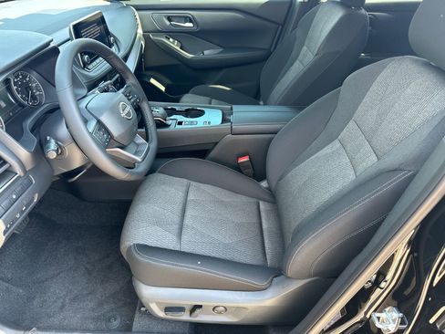 New 2026 Nissan Rogue SV FWD image 9