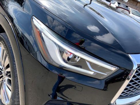 Used 2021 INFINITI QX80 Sensory w/ Cargo Package image 27