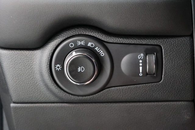 Used 2023 Dodge Durango R/T AWD/4WD image 21