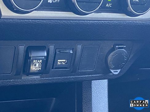 Used 2021 Toyota Tacoma SR5 image 30