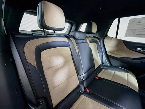 New 2027 Chevrolet Equinox ACTIV w/ LPO, Floor Liner Package AWD/4WD image 22