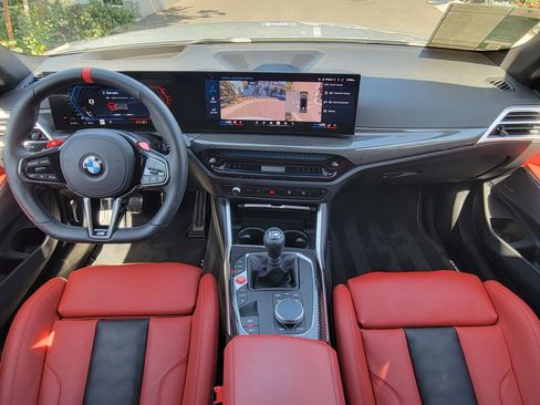Used 2025 BMW M3 w/ Executive Package RWD image 4