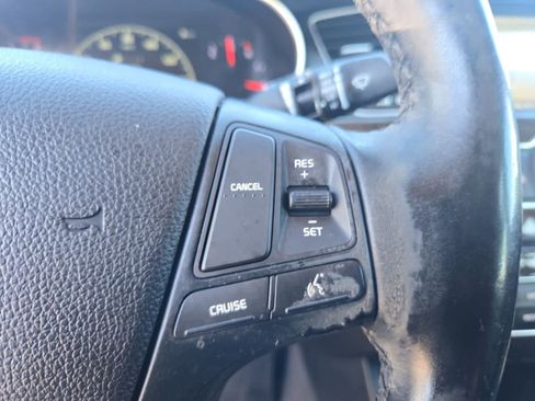 Used 2016 Kia Cadenza Premium w/ Luxury Plus Package image 25