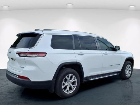 Used 2022 Jeep Grand Cherokee L Limited w/ Luxury Tech Group II AWD/4WD image 13