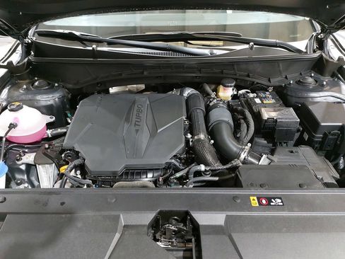 Certified 2025 Hyundai Santa Cruz Limited image 29