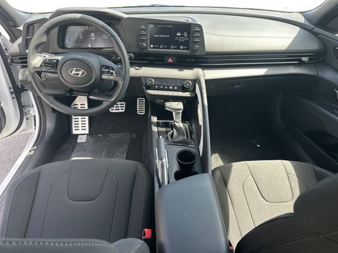 New 2026 Hyundai Elantra Sport FWD image 16