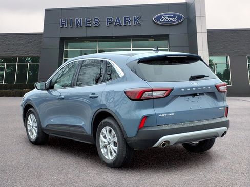 Used 2023 Ford Escape Active AWD/4WD image 5