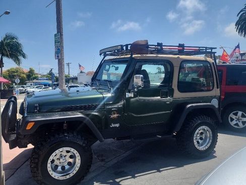 Used 1998 Jeep Wrangler Sahara AWD/4WD image 4