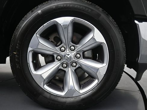 Used 2021 RAM 1500 Limited image 11