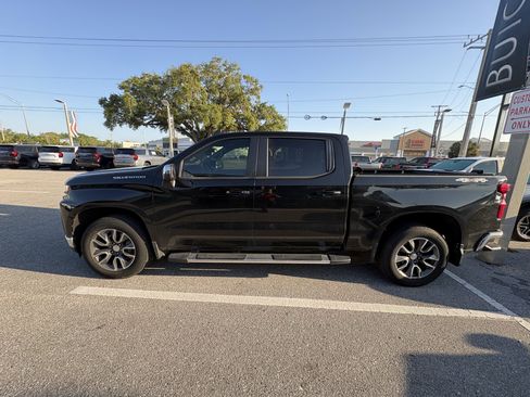 Used 2021 Chevrolet Silverado 1500 LT w/ All Star Edition Plus image 4