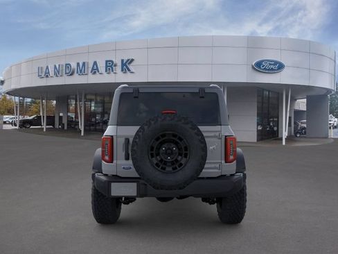 New 2026 Ford Bronco Outer Banks w/ Sasquatch Package AWD/4WD image 5