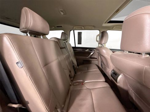 Used 2014 Lexus GX 460 w/ Premium Package AWD/4WD image 38
