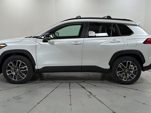 New 2026 Toyota Corolla Cross XLE image 8