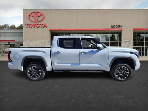 New 2025 Toyota Tundra Limited image 8