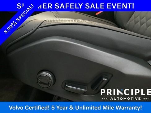 Certified 2025 Volvo XC90 B5 Plus AWD/4WD image 16