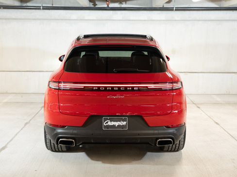 Certified 2024 Porsche Cayenne AWD/4WD image 10