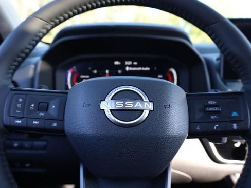 New 2026 Nissan Rogue Platinum w/ Platinum Premium Package image 11