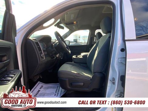 Used 2018 RAM 1500 Express w/ Express Value Package image 8