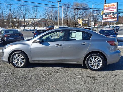 Used 2013 MAZDA MAZDA3 i Touring image 7
