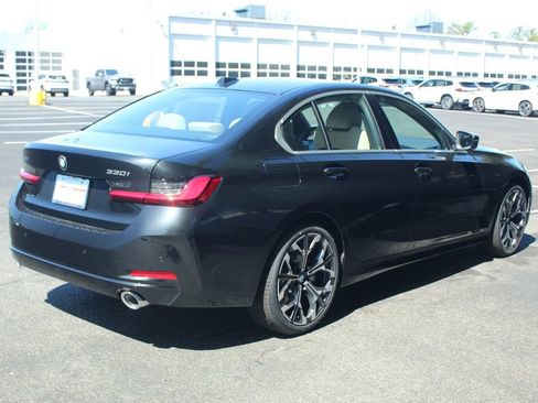 New 2026 BMW 330i xDrive Sedan w/ Premium Package AWD/4WD image 10