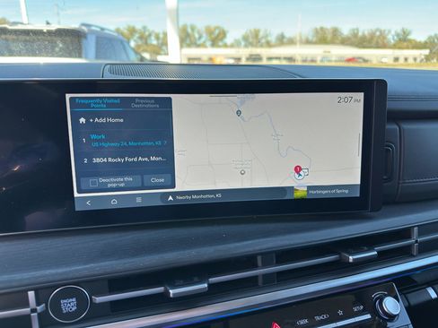 Used 2024 Hyundai Santa Fe Limited image 21