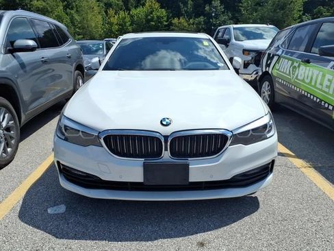 Used 2017 BMW 530i xDrive AWD/4WD image 2
