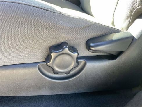 Used 2020 Toyota Tacoma SR5 image 13