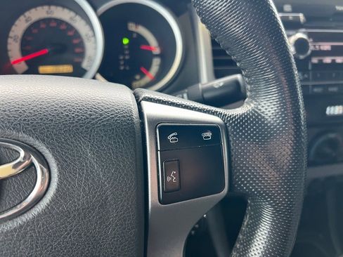 Used 2012 Toyota Tacoma PreRunner image 27
