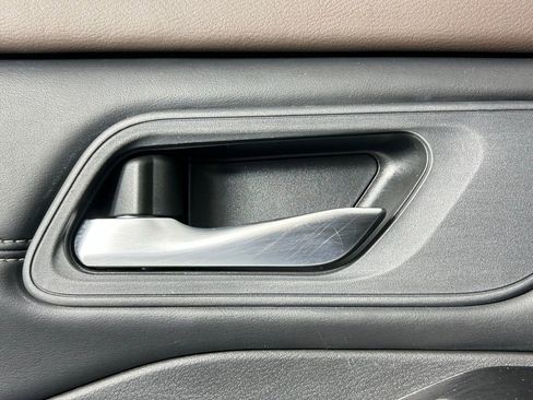 Used 2023 Nissan Rogue SV w/ SV Premium Package image 33