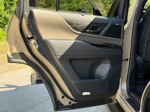Certified 2025 Lexus LX 700h Overtrail AWD/4WD image 28