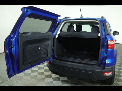 Used 2020 Ford EcoSport SE w/ SE Convenience Package image 18